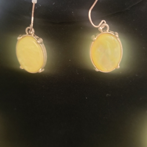 Necklace set yellow - Picture 2 of 4